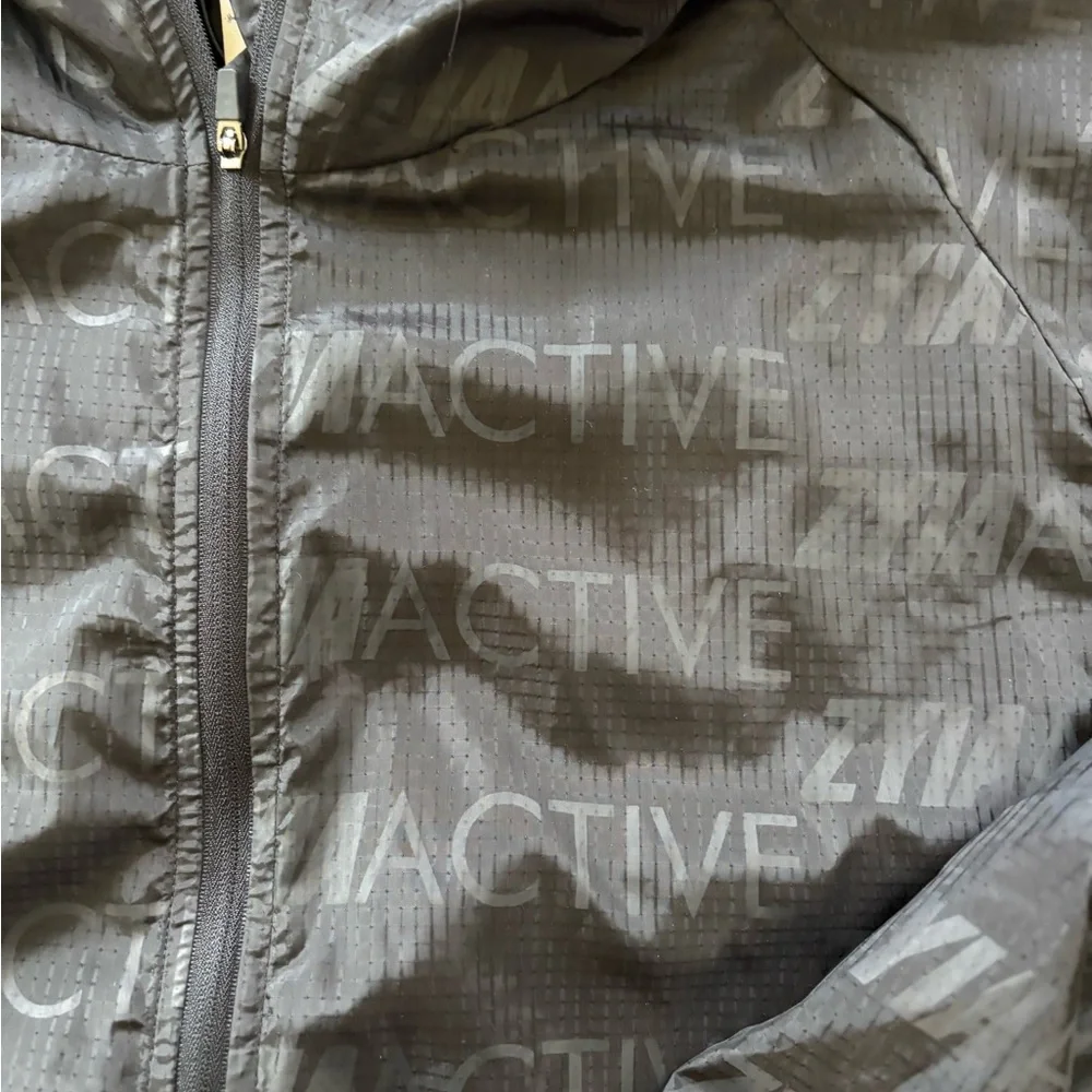 ZYIA Black Lightweight Jacket - Picture 3 of 5